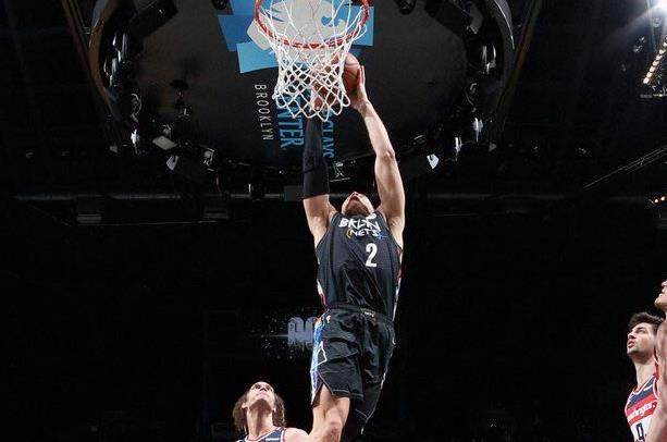 乐鱼体育下载-篮网首秀终结扣篮荒！格里芬重生之路迈出第一步